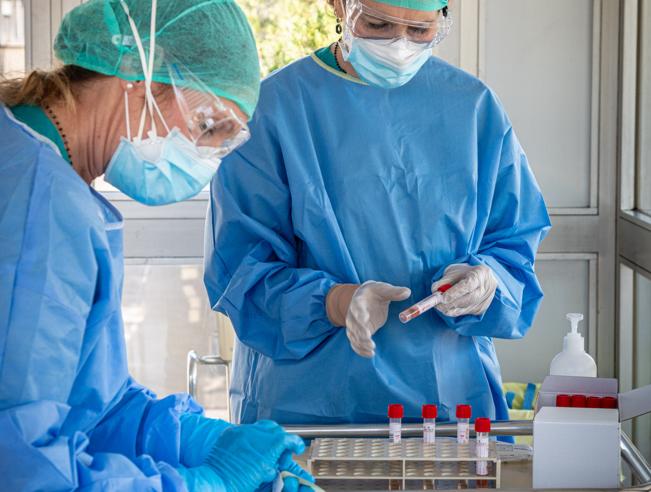 Restrizioni, vaccini, scuola: cosa accadrà nelle prossime&nbsp;settimane?