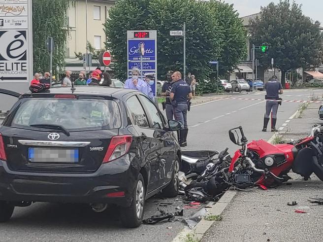 Incidente mortale alle Torrette: deceduto un 25enne e tre&nbsp;feriti.