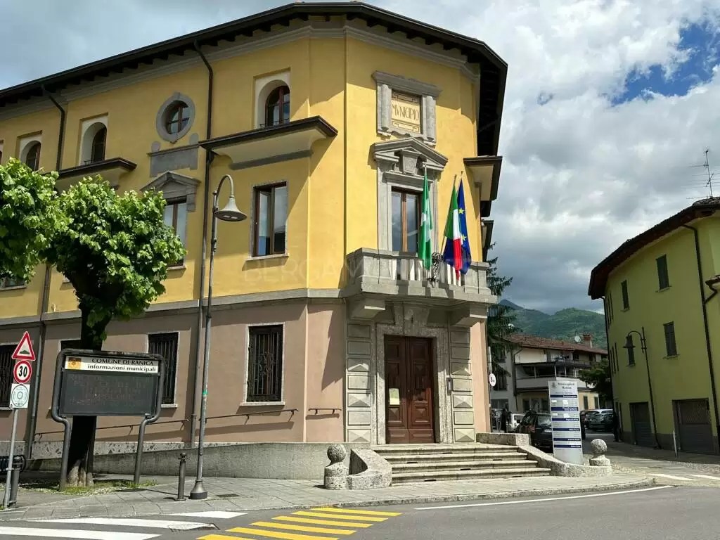 “Troppi tagli ai comuni, impossibile non alzare l’IRPEF”: dal Consiglio Comunale la delibera per il nuovo&nbsp;addizionale.