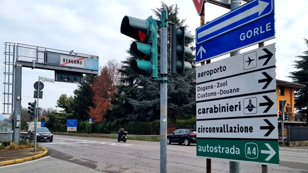 Nuova sperimentazione per la viabilità: il semaforo di via Martinella sarà verde continuo nelle ore di punta dal 12&nbsp;maggio